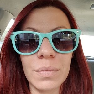 Meet your Posher, Alice